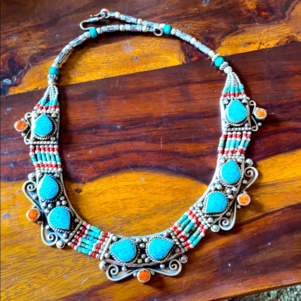 Stone inlaid silver necklace